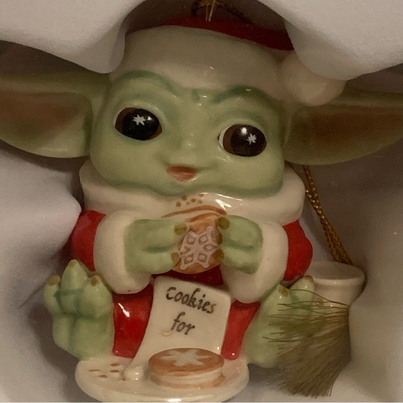LENOX Star Wars Grogu Holiday Tree Ornament Mandalorian Yoda NOS New - Picture 2 of 10
